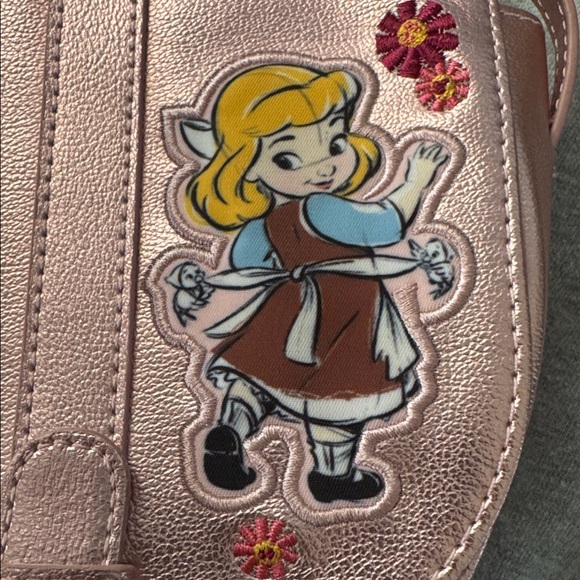 DISNEY ANIMATORS COLLECTION Pink Metallic Crossbody Bag with Floral Design - Picture 8 of 10